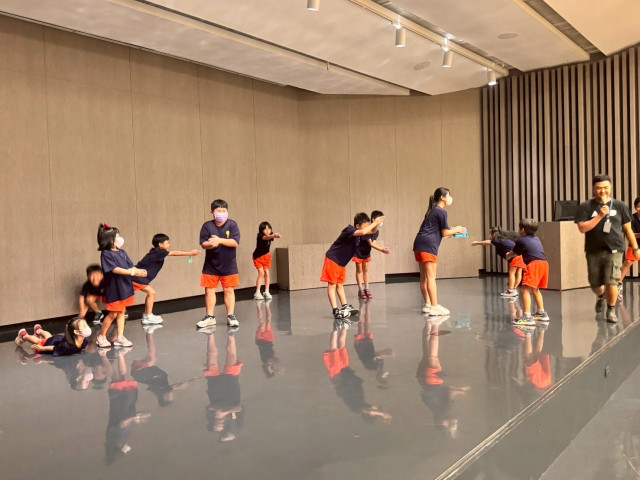 LINE_ALBUM_20250926 校外文化體驗_藝然掘然_251014_110.jpg